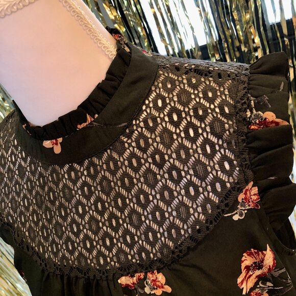 Dark Green High Neck Lace Yoke Sleeveless Blouse Ruffled Cap Sleeves Size Large - Picture 6 of 12